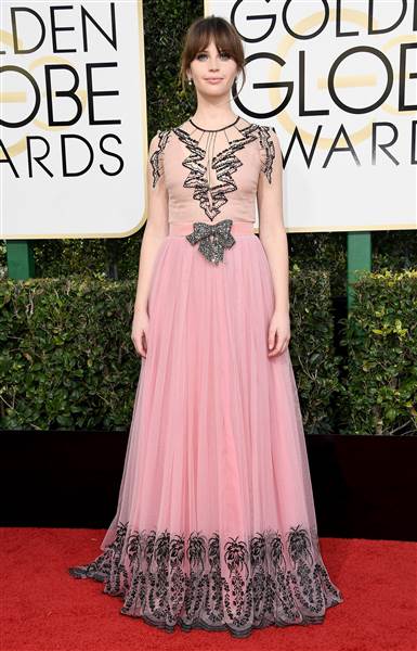 golden-globes-felicity-jones-today-17018_e61c1855fdbd37bc99fe9b7dad988a09-today-inline-large